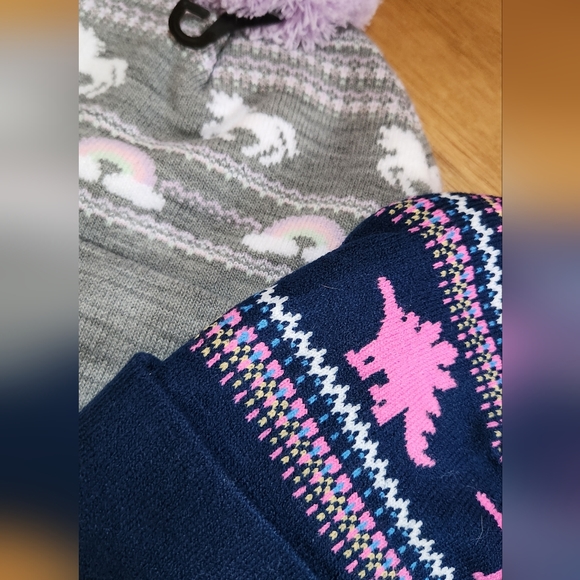 Toddlers Girls Pom Beanie Hats ~2 pack~ New with tags! - Picture 3 of 4